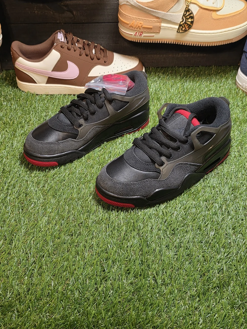 Nike Men's Black Sneakers with Red Accents